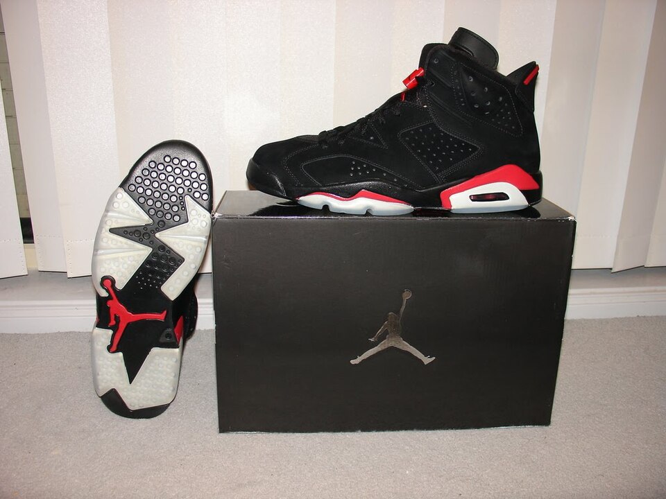 Air Jordan 6 Retro — US 10, great shape